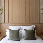 Highstay - Luxury Serviced - Le Marais Apartman